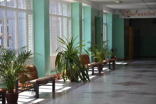 Фотография школы.